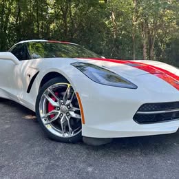 2015 Chevrolet Corvette Stingray Z51 2dr Coupe w\/2LT