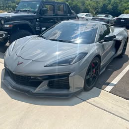 2025 Chevrolet corvette e-ray