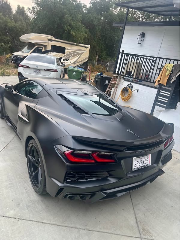 2024 Chevrolet Corvette E-Ray Coupe 2D