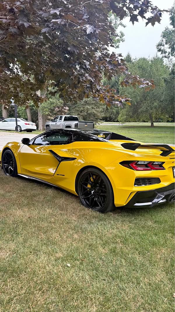 2025 Chevrolet Corvette - Z06 Convertible 2D