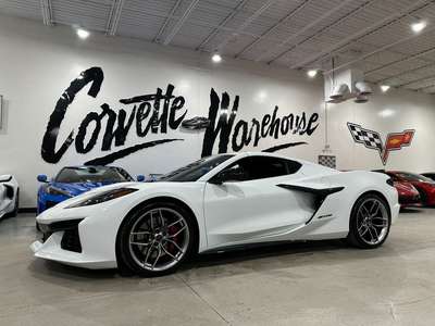 2025 Chevrolet Corvette Z06 Coupe Premium, UQT, J6F, Pearl...