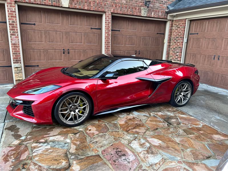 2024 Chevrolet Corvette - Z06 Convertible 2D