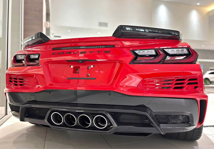 2025 Chevrolet Corvette - Z06 Convertible 2D