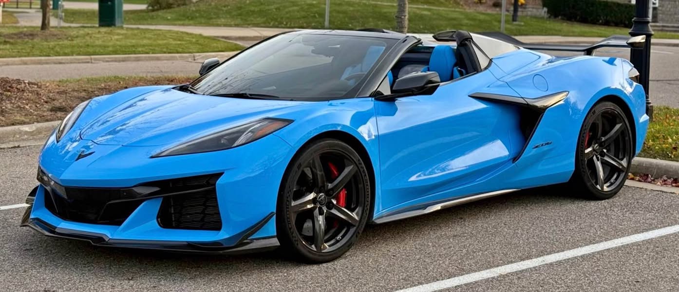 2023 Chevrolet Corvette - Z06 Convertible 2D