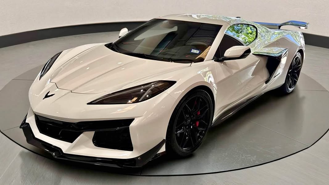2023 Chevrolet Corvette - Z06 Coupe 2D