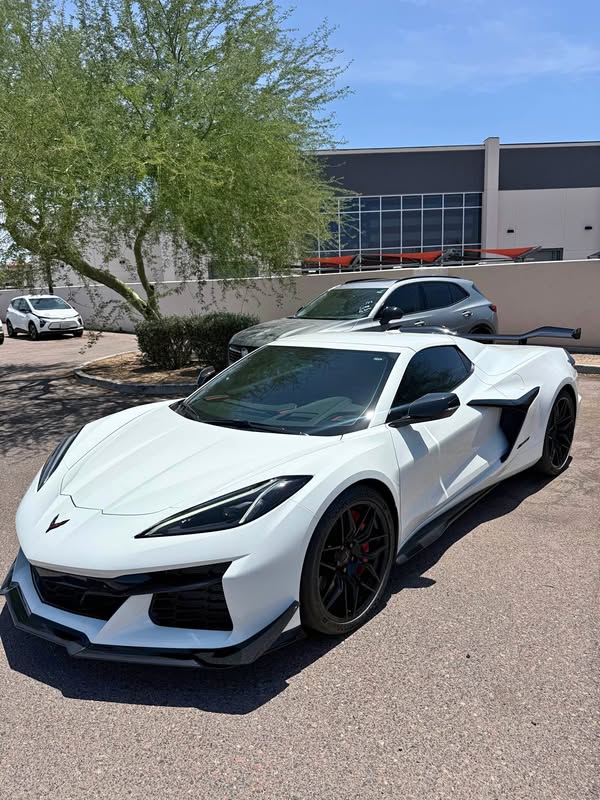 2023 Chevrolet Corvette - Z06 3LZ