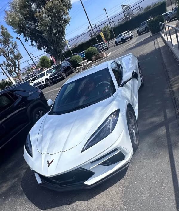 2023 Chevrolet Corvette - Stingray Z51 Convertible 2D