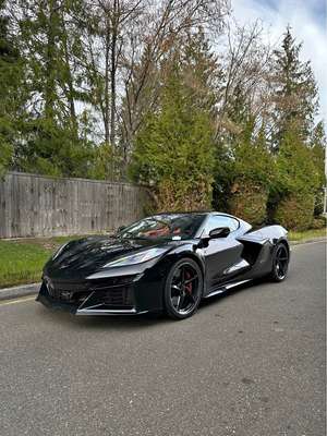 2025 Chevrolet Corvette E-Ray Coupe 2D