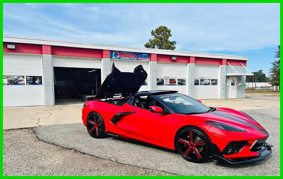 2023 Chevrolet Corvette Stingray 2dr Convertible w/3LT...