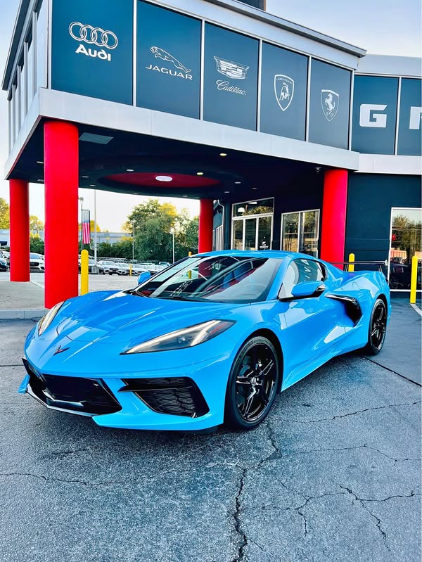 2020 Chevrolet Corvette - Stingray Coupe 2D
