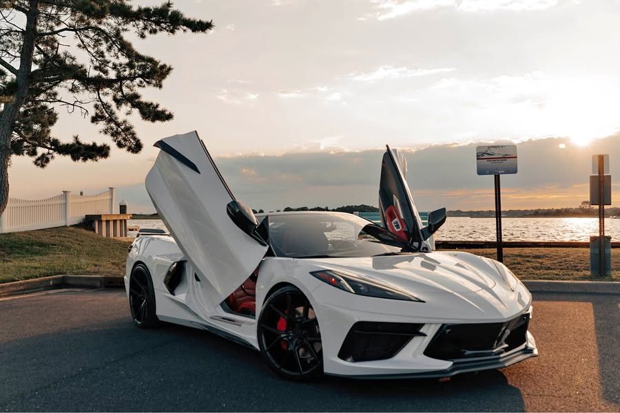 2020 Chevrolet Corvette - Stingray Z51 Convertible 2D
