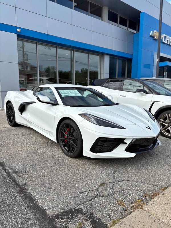 2027 Chevrolet Corvette - Stingray Convertible 2D