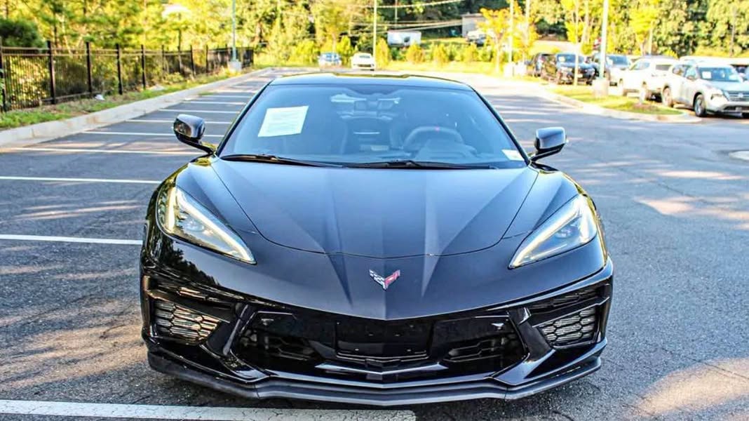 2020 Chevrolet Corvette - Stingray Coupe 2D