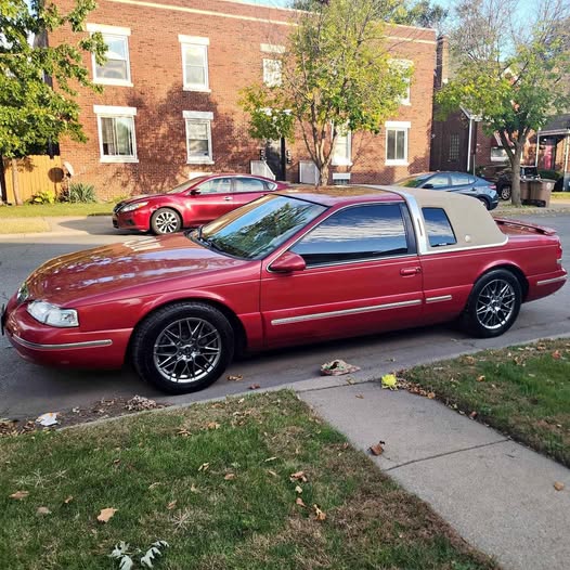 1997 Mercury Cougar - XR-7 Coupe 2D
