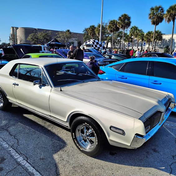 1968 Mercury Cougar - Coupe 2D