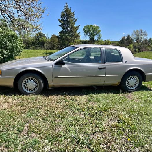 1994 Mercury Cougar - Coupe 2D