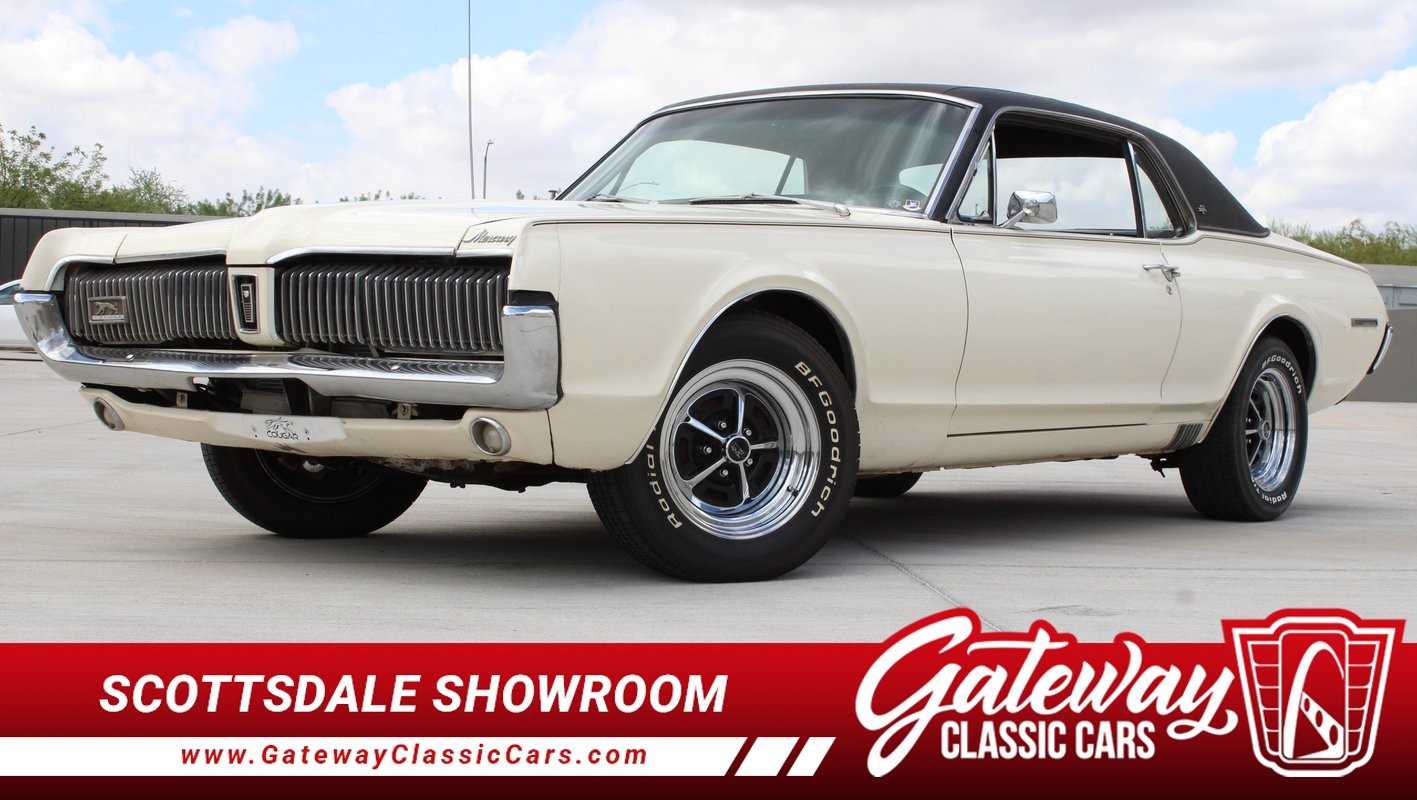 1967 Mercury Cougar XR7