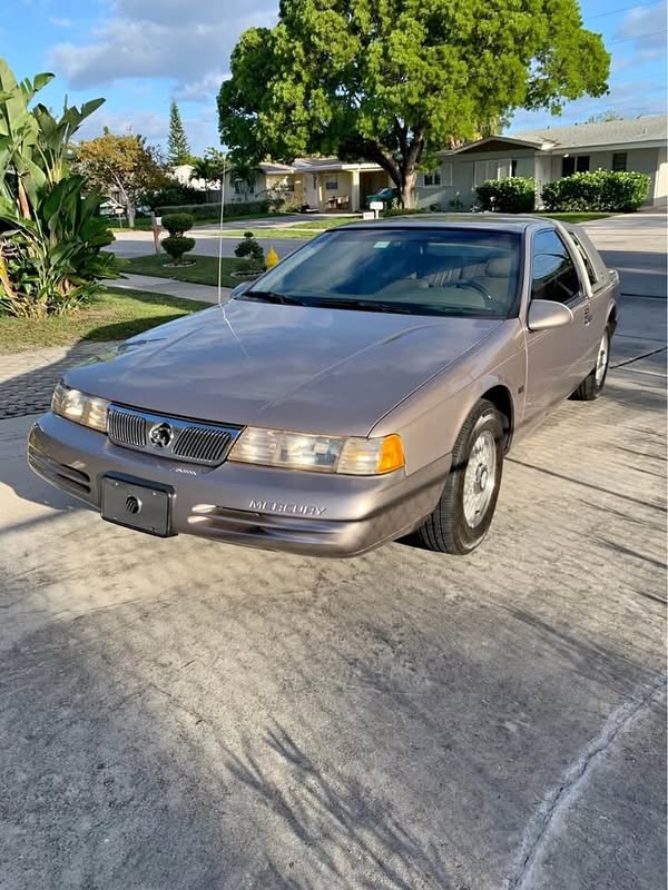 1995 Mercury cougar xr-7