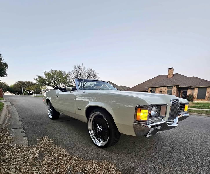 1972 Mercury Cougar - XR-7 Coupe 2D