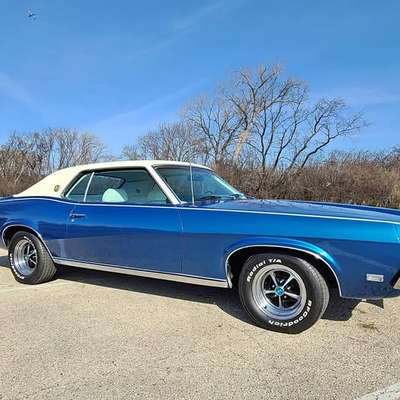 1969 Mercury Cougar XR7