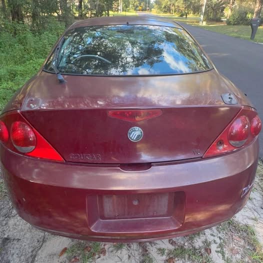 2002 Mercury Cougar - Idk