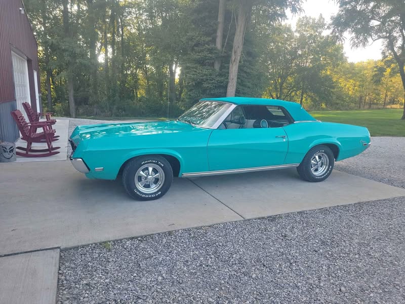 1969 Mercury cougar convertible.