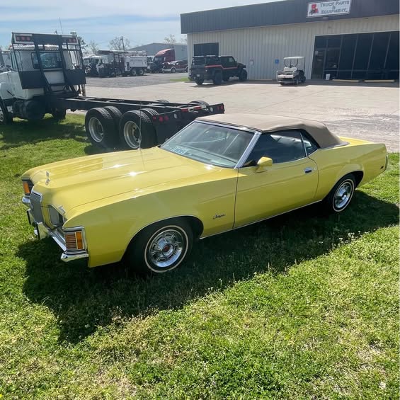 1972 Mercury Cougar - XR-7 Sedan 2D