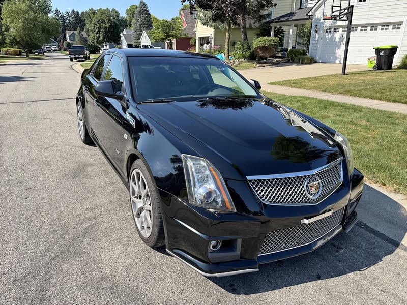 2010 Cadillac CTS-V Sedan 4D