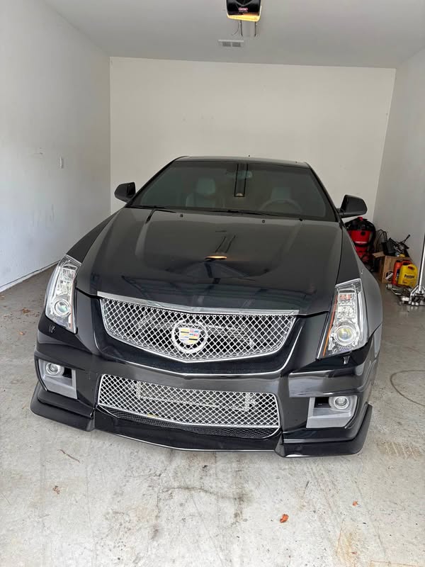 2012 Cadillac CTS-V - Black diamond tricoat