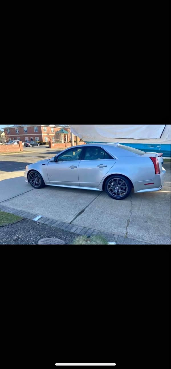 2011 Cadillac CTS-V - Sedan 4D