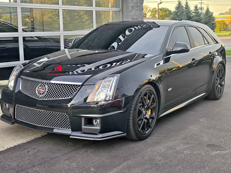 2012 Cadillac CTS-V - MANUAL WAGON