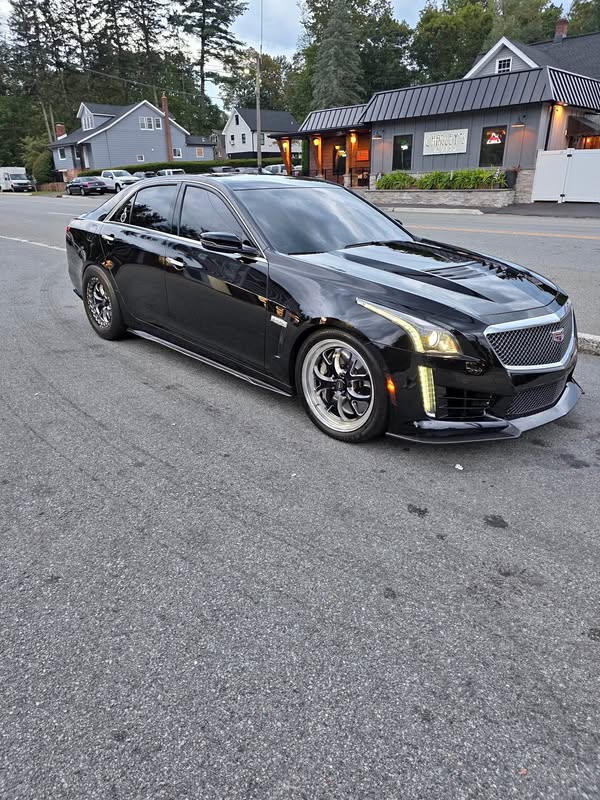2017 Cadillac CTS-V - Sedan 4D