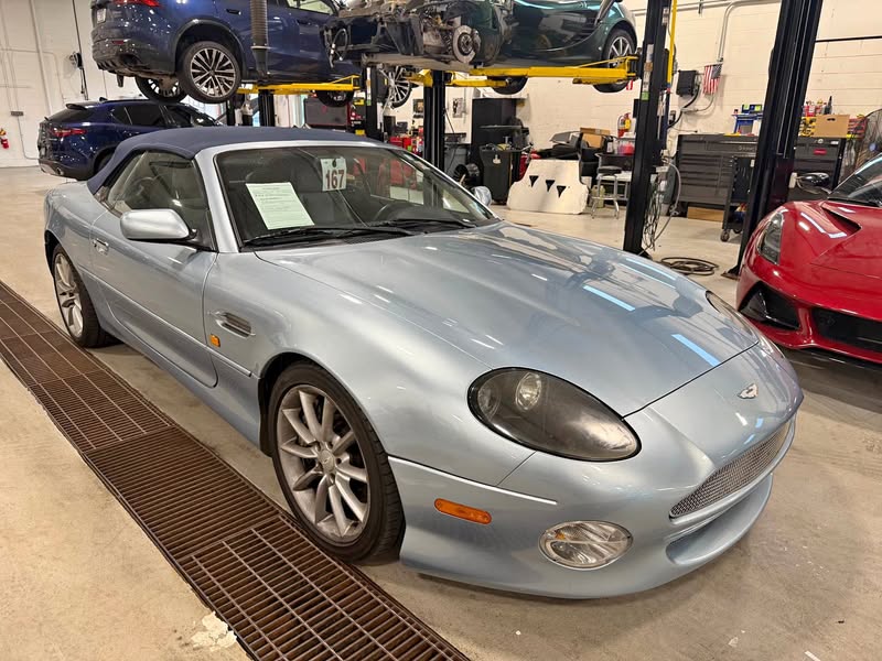 2002 Aston Martin DB7 - Vantage Volante