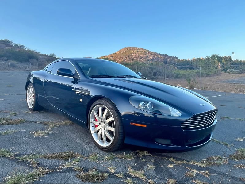 2005 Aston Martin DB9 - Coupe 2D