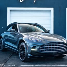 2023 Aston Martin DBX 707