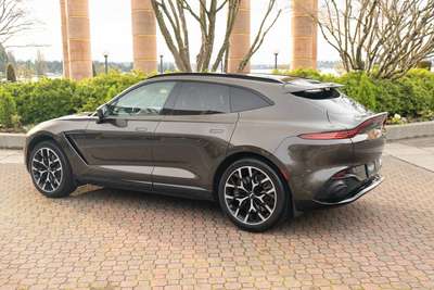 2021 Aston Martin DBX