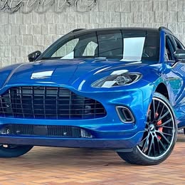 2022 Aston Martin dbx awd suv
