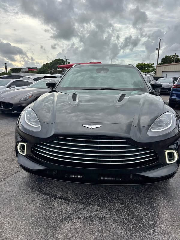2021 Aston Martin DBX - Sport Utility 4D
