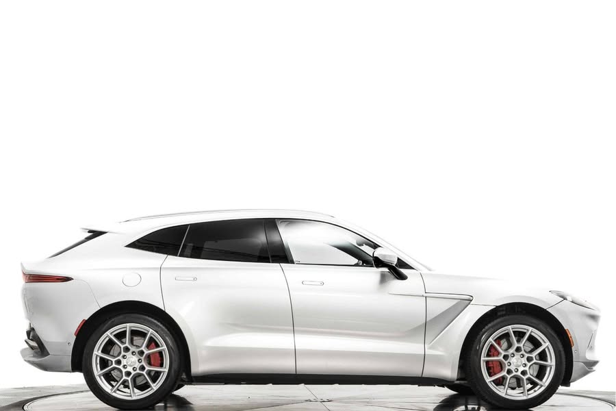 2022 Aston Martin DBX -Inspire Interior, Panoramic Glass Roof \ud83e\udd18 22176 Miles