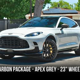 2023 Aston Martin DBX