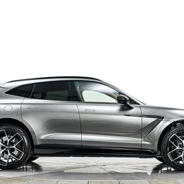 2025 Aston Martin DBX 707 -Panoramic Roof, Heated and Ventilated Front Seats