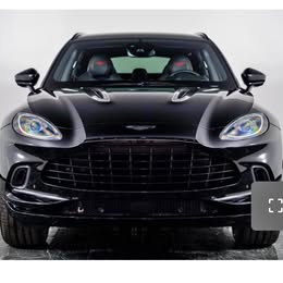 Aston Martin DBX 2021