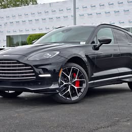 2024 Aston Martin DBX