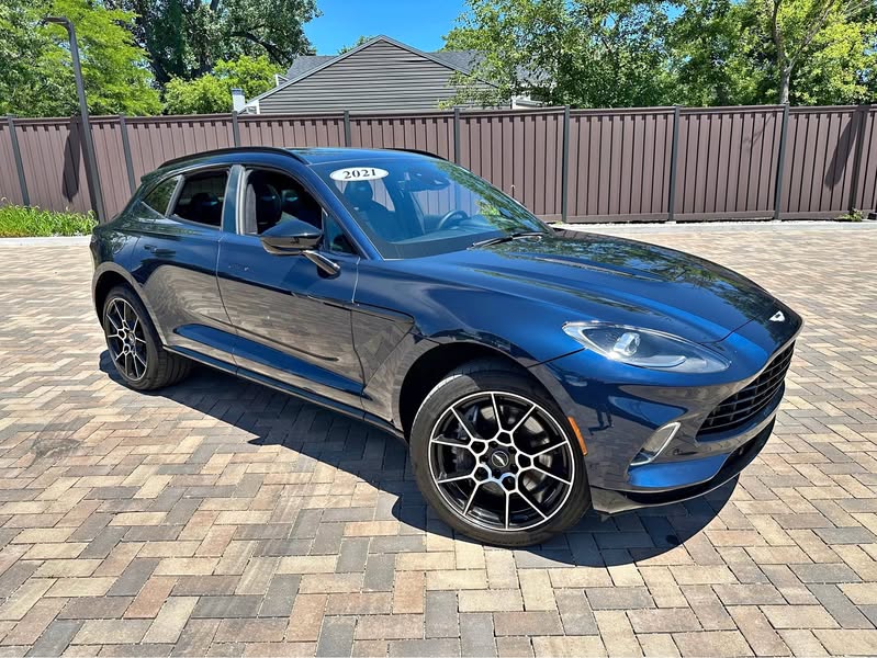 2021 Aston Martin DBX - Sport Utility 4D