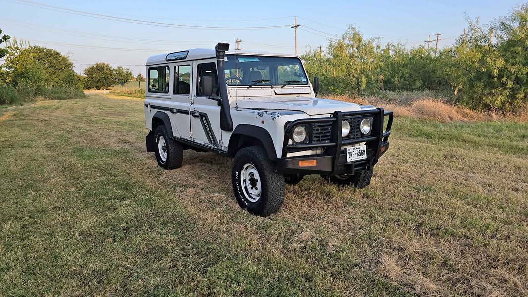 1995 Land Rover Defender 110 - Standard Sport Utility 4D