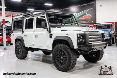 1993 Land Rover Defender Build by Method SV