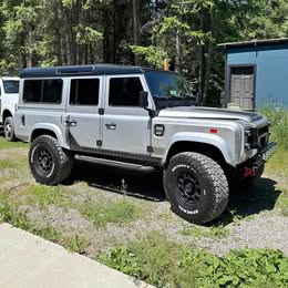 1987 Land Rover Defender 110 - Sport Utility 4D