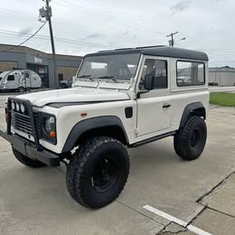 1995 Land Rover Defender 110 - X-Dynamic HSE Sport Utility 4D