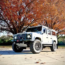 1992 Land Rover Defender 110 - V8 Sport Utility 4D