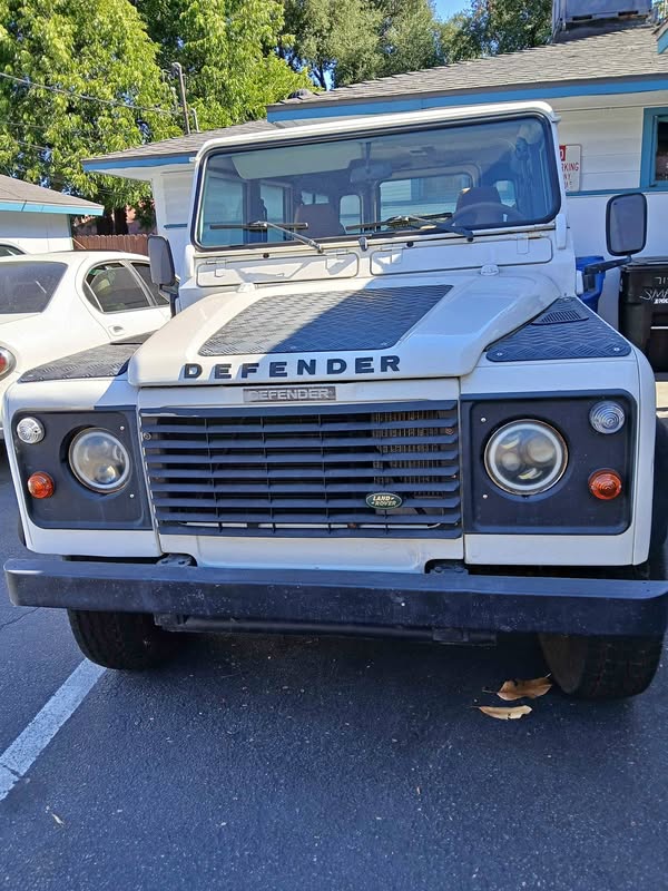 1993 Land Rover Defender 110 - S Sport Utility 4D